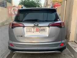 تۆیۆتا ڕاڤ 4